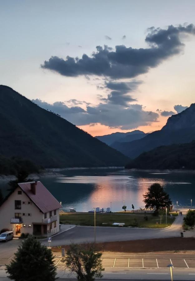 Piva Lake Plužine Zewnętrze zdjęcie